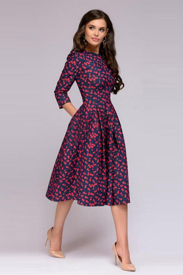 Floral dress with three-quarter sleeves