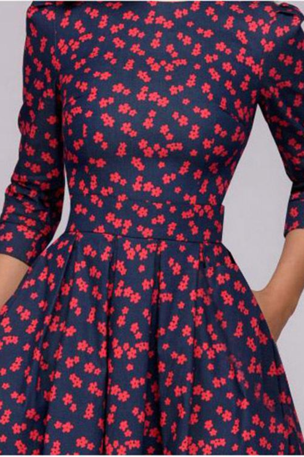 Floral dress with three-quarter sleeves